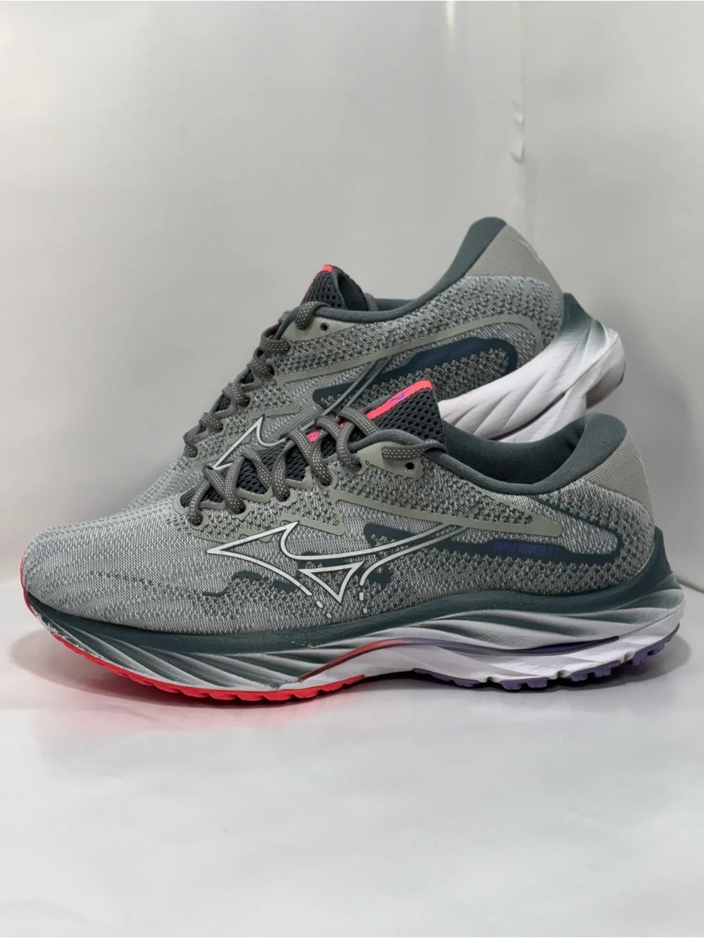 Mizuno Wave Rider 27 Women's Size 9 Gray/Pink Sneaker Running/Walking Shoe